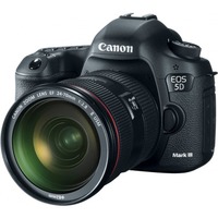 Canon EOS 5D Mark III 24-70