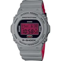 Casio DW-5700SF-1E