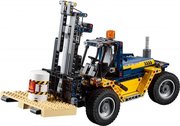 Lego Technic 42079 Сверхмощный вилочный погрузчик фото