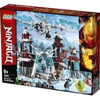 Lego Ninjago 70678 Замок проклятого императора