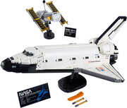 Lego NASA Space Shuttle Discovery 10283 фото