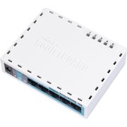 MikroTik RouterBOARD 750 фото