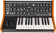 Moog Subsequent 25 фото