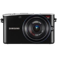 Samsung NX100 Kit 20mm f/2.8